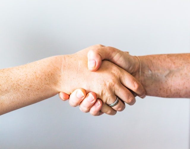 Revco Solutions: 5 Reasons To Outsource Receivables